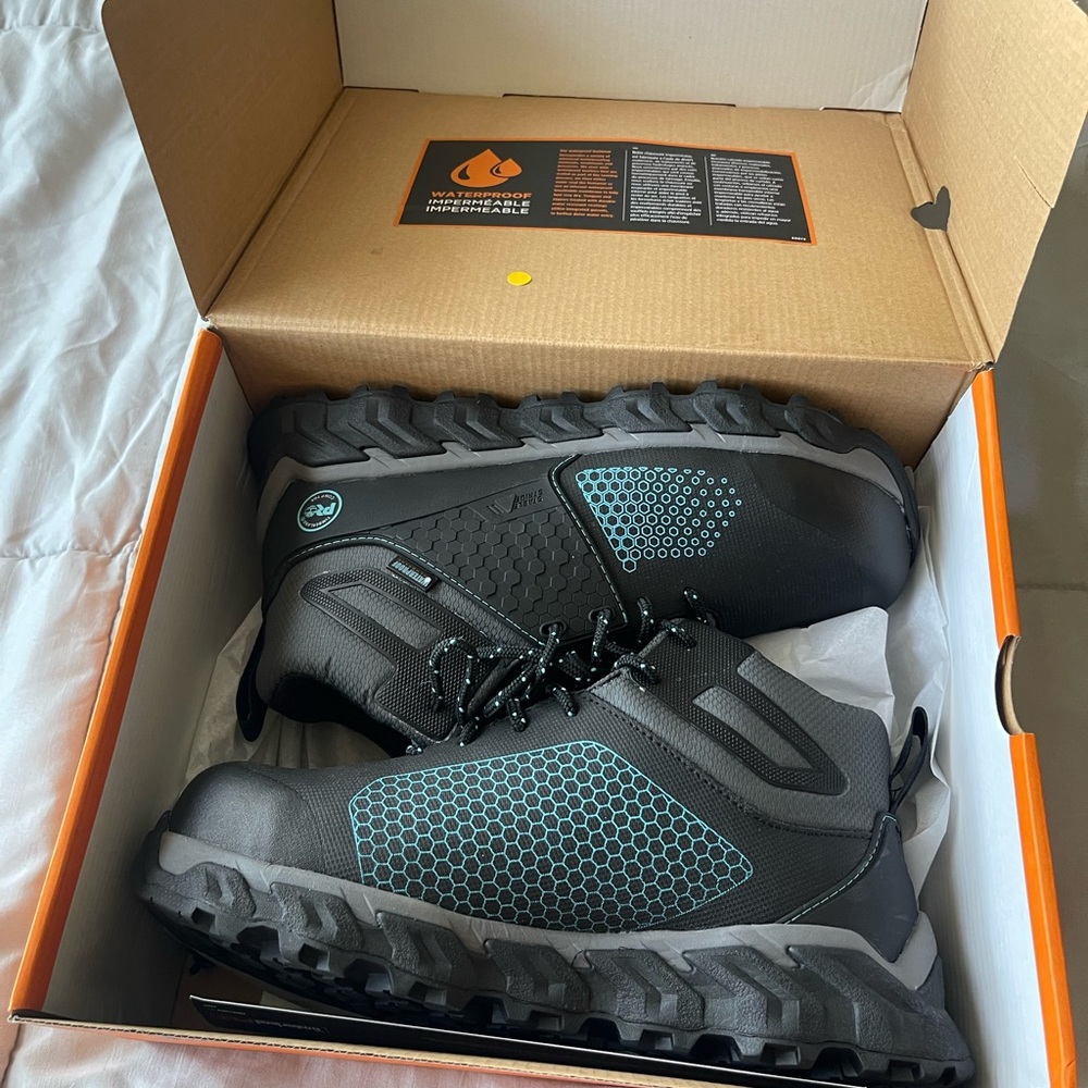 Brand New Timberland Pro Work Boots. Never worn still in the box.